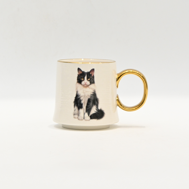 B2800-2813X Cow Cat Mug