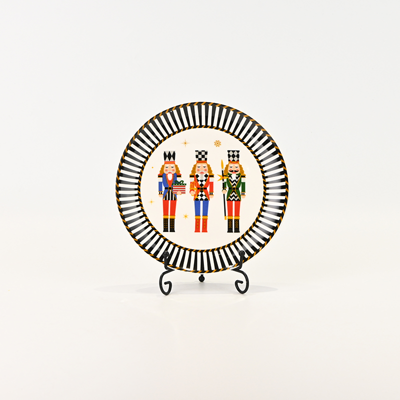 Soldier Series • Checkered Soldier Plate