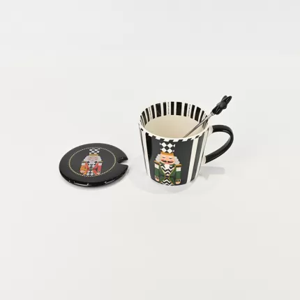 Soldier Series • Checkered Soldier Mug with Lid
