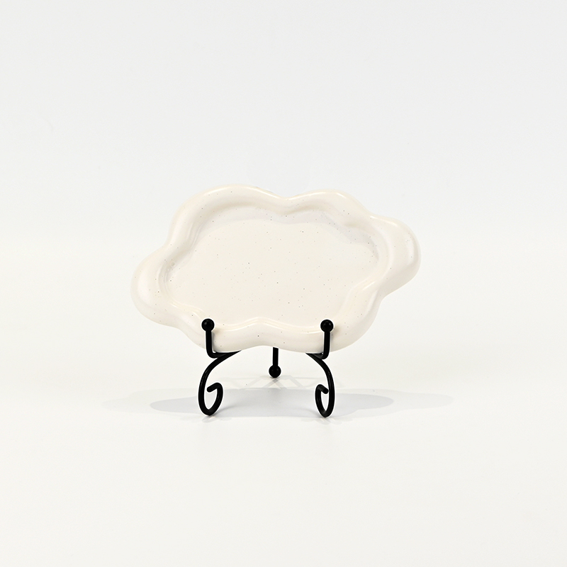 Cloud Plate-white
