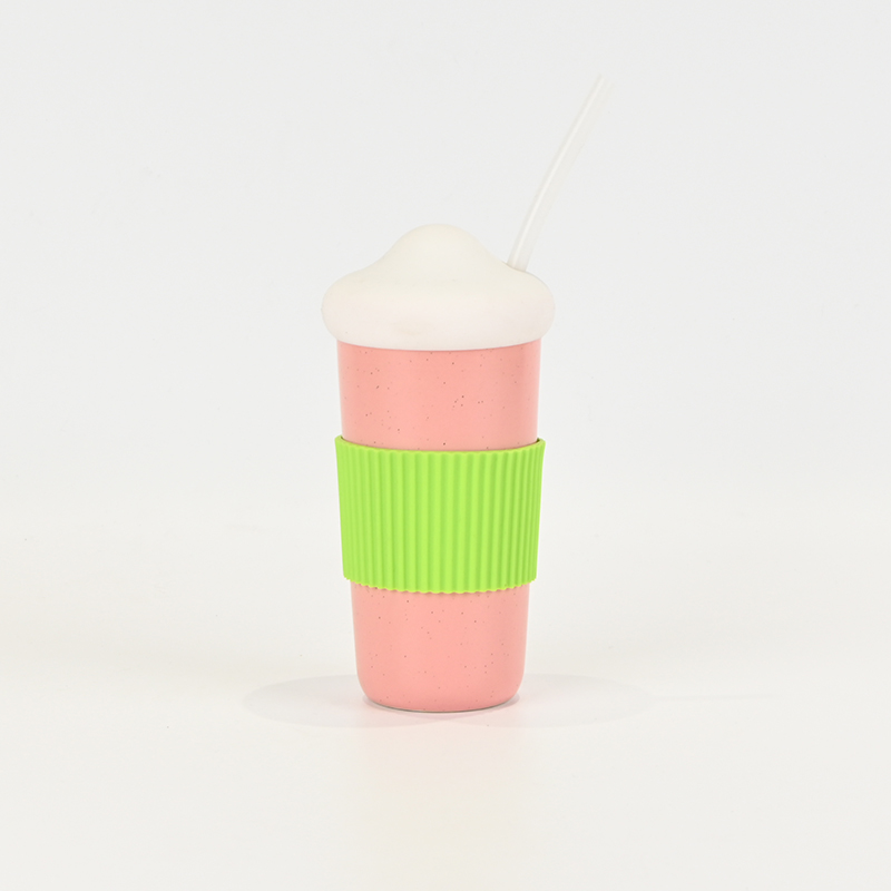Contrast Cloud Mug with Straw
