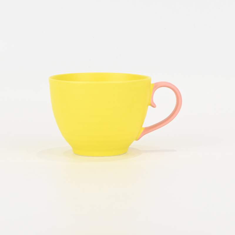Contrast Color Tangled Stem Mug