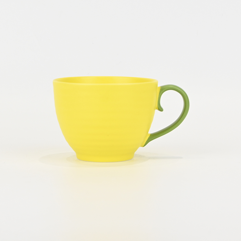 Contrast Color Tangled Stem Mug