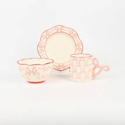 Bow and Flower Plate
