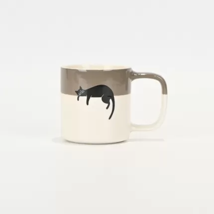 Lying Cat Cup