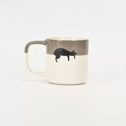 Lying Cat Cup