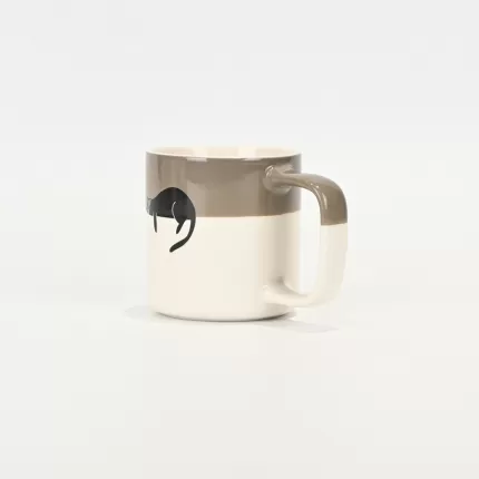Lying Cat Cup
