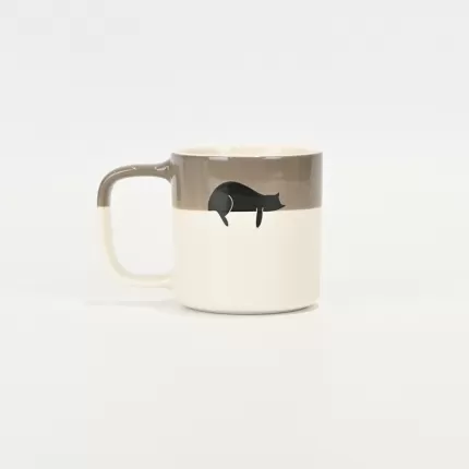 Lying Cat Cup