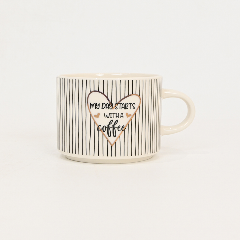  gold ceramic mug, minimalist coffee cup, gold accent mug, simple coffee mug, elegant coffee cup, gold drip mug, luxury daily drinkware, modern ceramic mug, artistic coffee mug