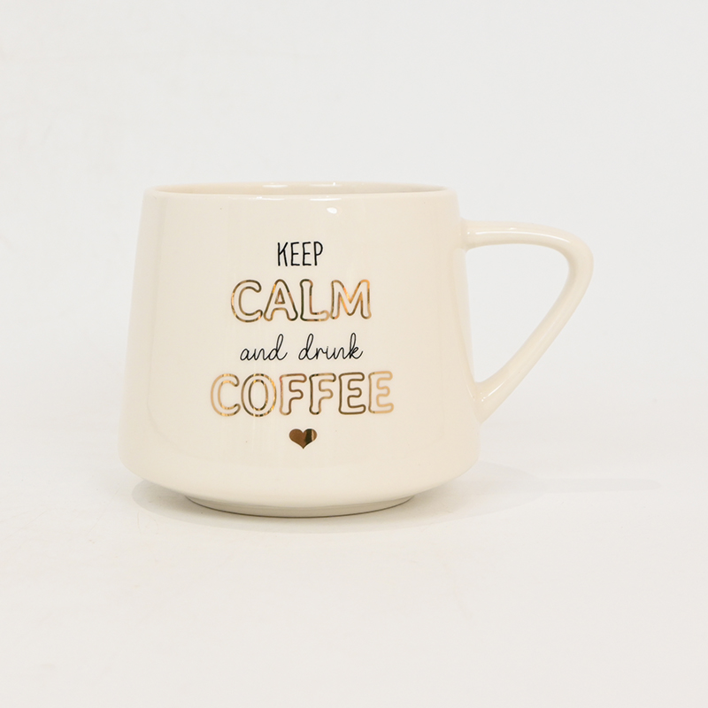  gold ceramic mug, minimalist coffee cup, gold accent mug, simple coffee mug, elegant coffee cup, gold drip mug, luxury daily drinkware, modern ceramic mug, artistic coffee mug