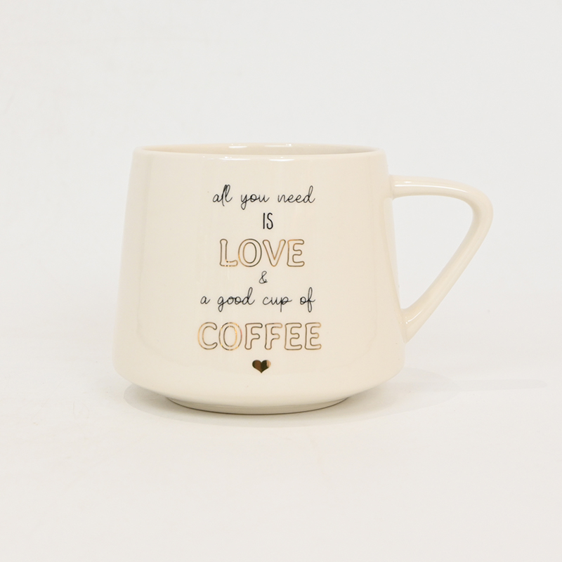  gold ceramic mug, minimalist coffee cup, gold accent mug, simple coffee mug, elegant coffee cup, gold drip mug, luxury daily drinkware, modern ceramic mug, artistic coffee mug