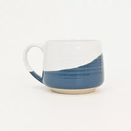 Flowing Coffee Mug-1
