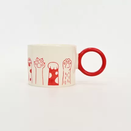Languid Cat Paw Mug-red