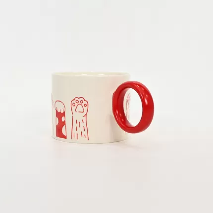 Languid Cat Paw Mug-red