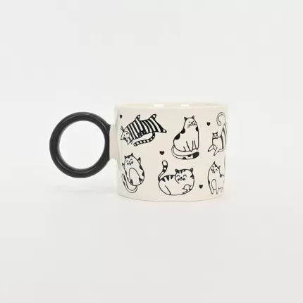 Languid Cat Mug-black
