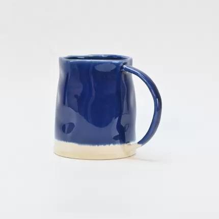 In the Lake · Embossed Mug-blue&white
