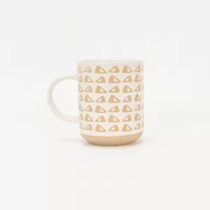 pink striped mug, geometric ceramic mug, gold handle coffee cupink mug with saucer, white ceramic saucer with gold rim, modern pink mug set, elegant coffee cup and saucer, stylish mug and plate set, p