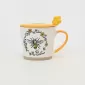 Bee Wreath Mug with Lid