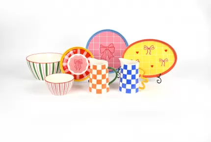 Geometric Bow Plate