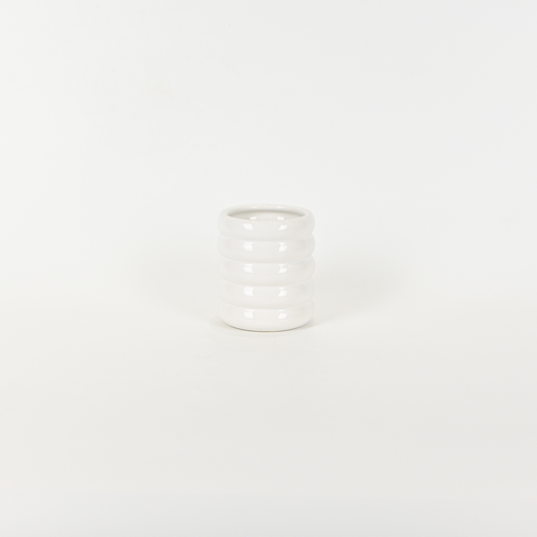 Simple Thread Mouthwash Cup