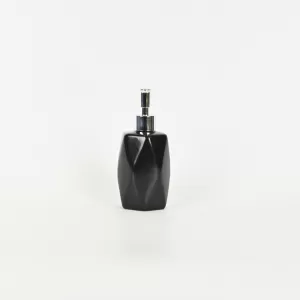 Geometric Embossed Lotion Bottle-black