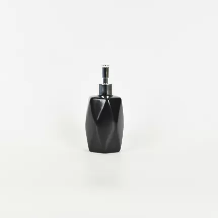 Geometric Embossed Lotion Bottle-black