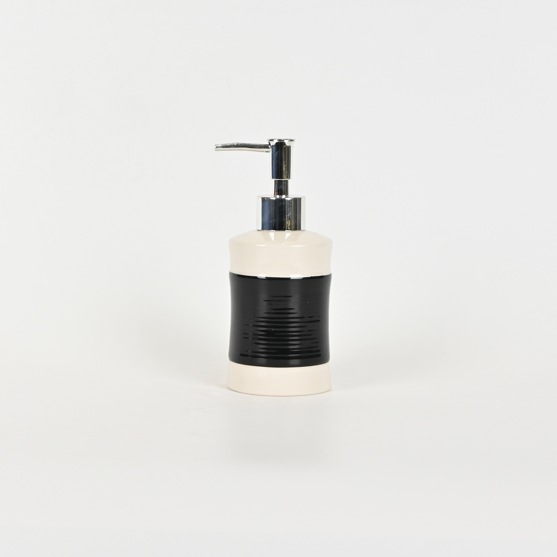 Thread Embossed Lotion Bottle