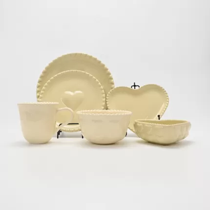 Heart Embossed Mug-cream yellow